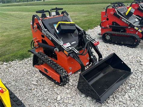 agt mini skid steer yf2 380|yf2 380 forklift.